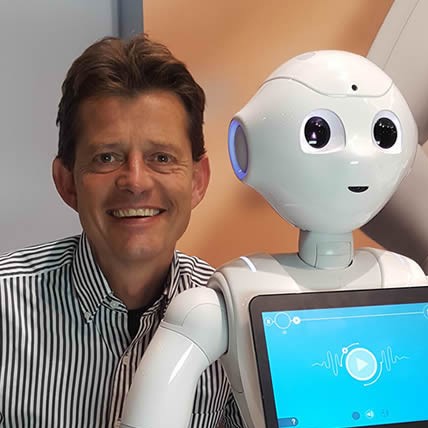 Tom-Ederveen-expert-robots-in-de-zorg website